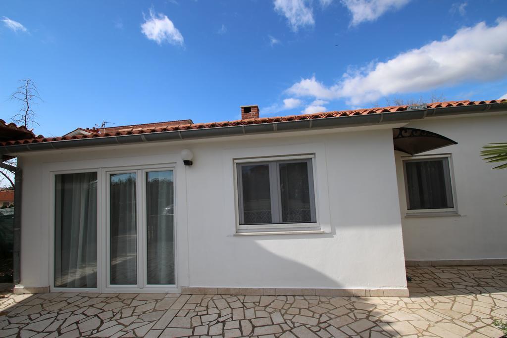 Cukon Holiday Home Medulin Exterior foto