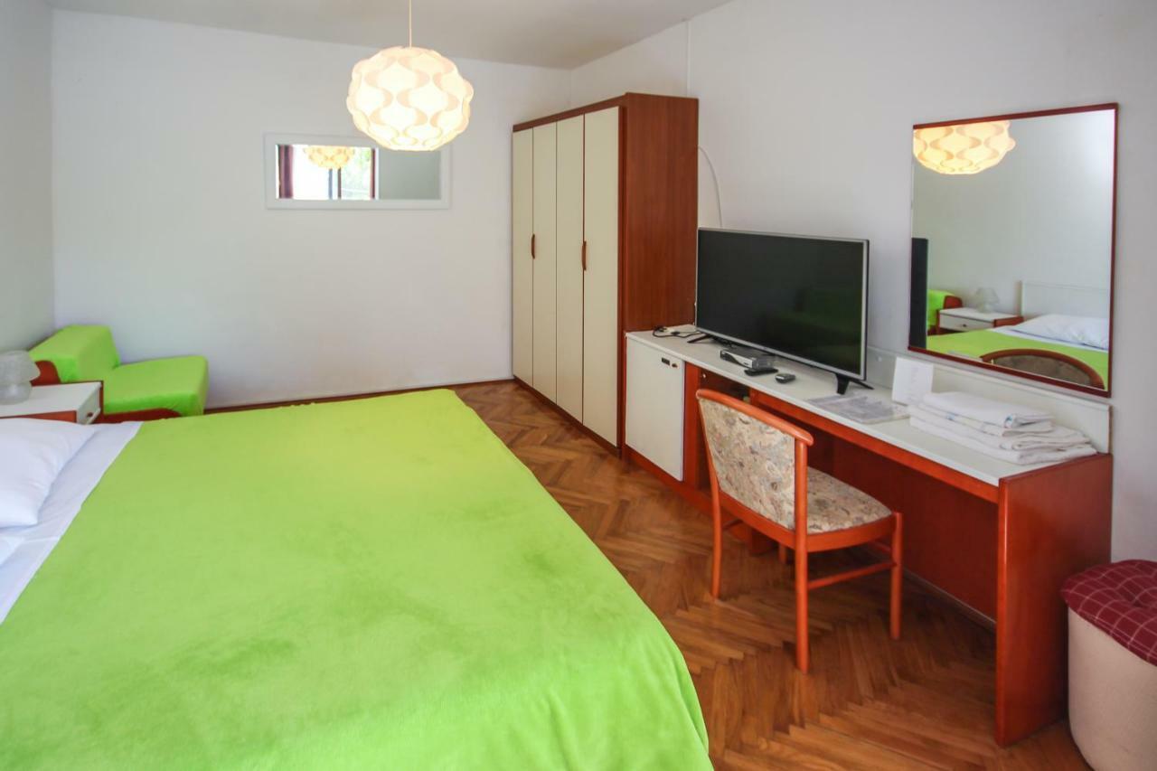 Cukon Holiday Home Medulin Exterior foto
