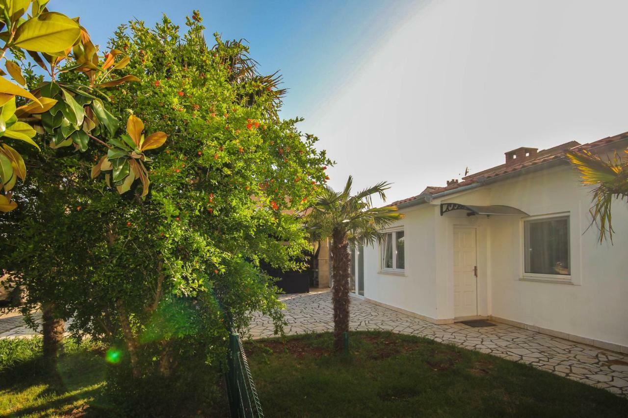 Cukon Holiday Home Medulin Exterior foto