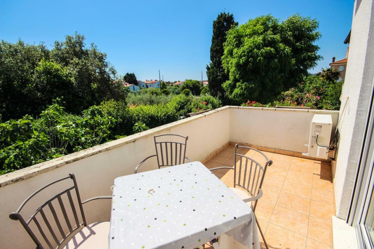 Cukon Holiday Home Medulin Exterior foto