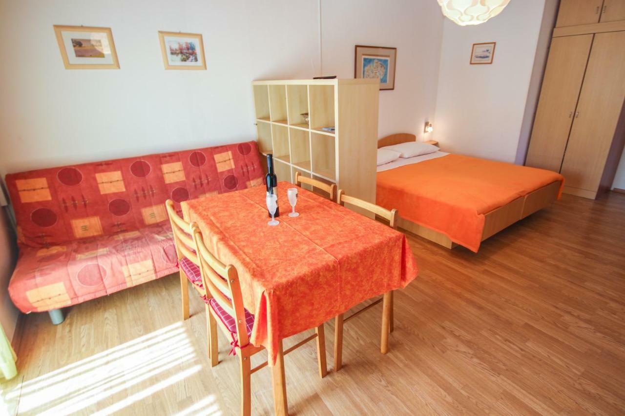 Cukon Holiday Home Medulin Exterior foto